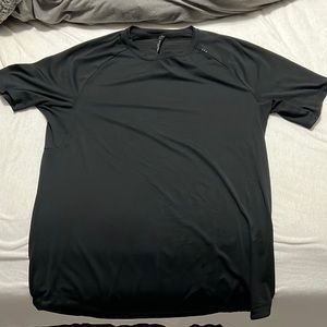 Men’s Lululemon drysense T-shirt